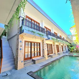Hostel Kamandaka, Kuta (Bali)